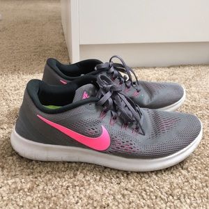 Nike Free RN shoes